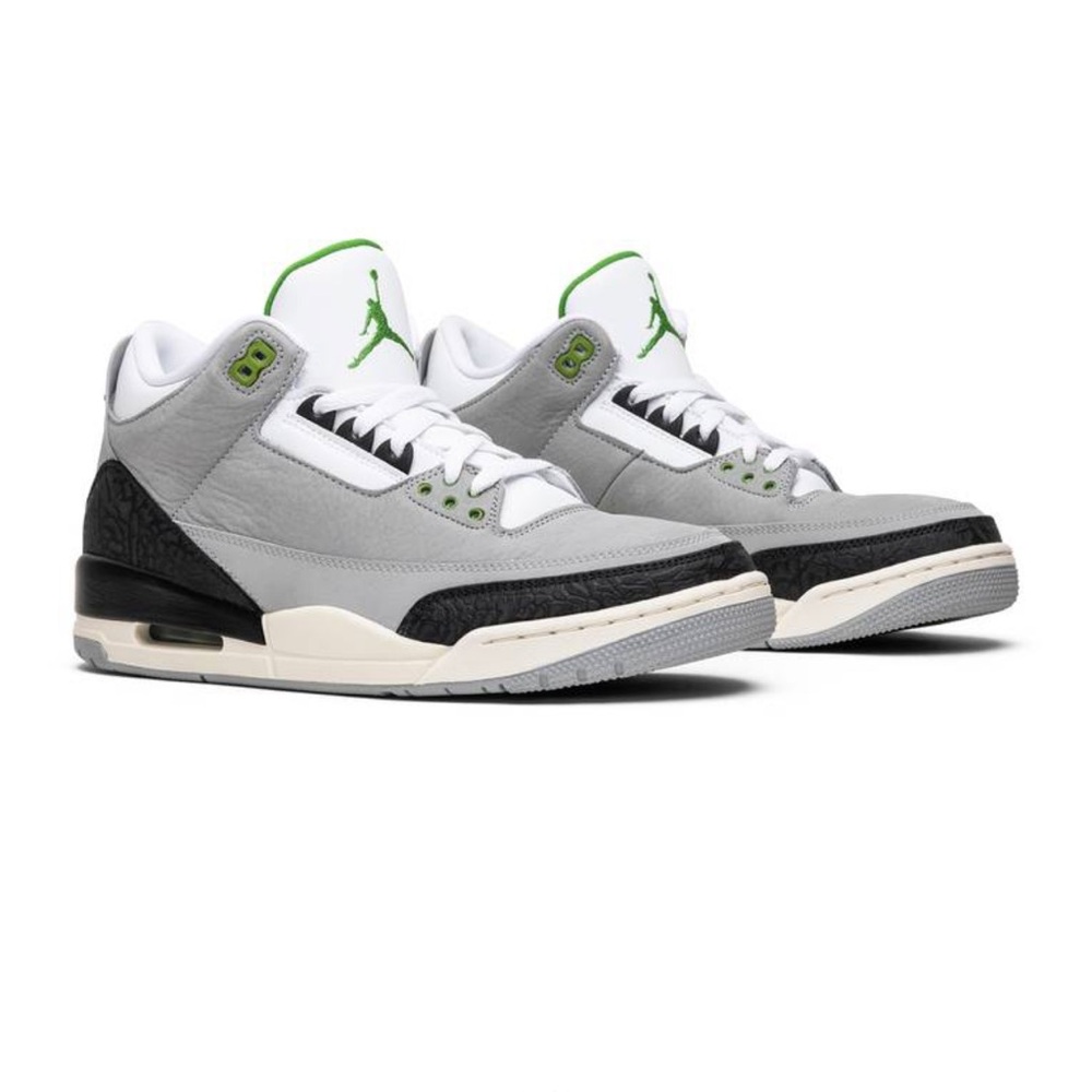 Men’s Air Jordan 3 Retro in color ‘Chlorophyll’
